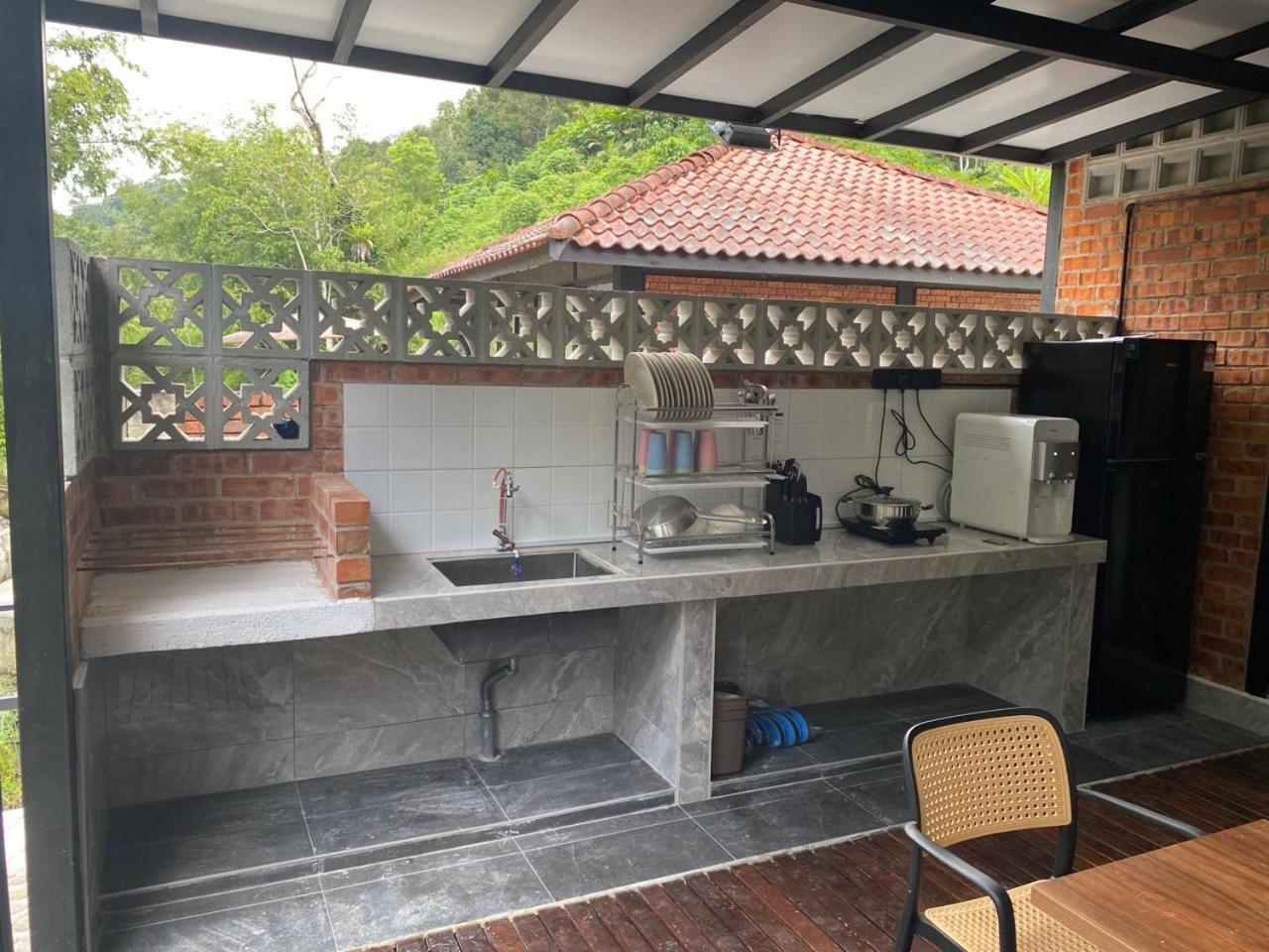 Casa Damai Janda Baik - Riverview Tiny House Бентонг Екстериор снимка